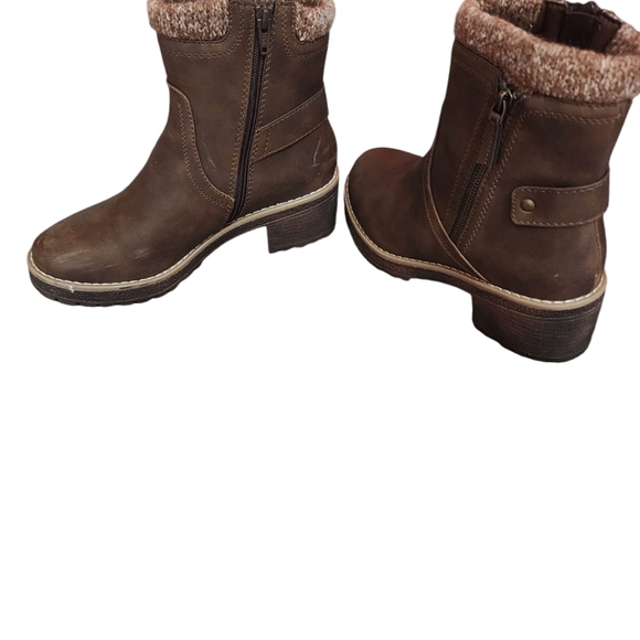 Ladies ankle boots size 8.5 like new - Picture 3 of 4